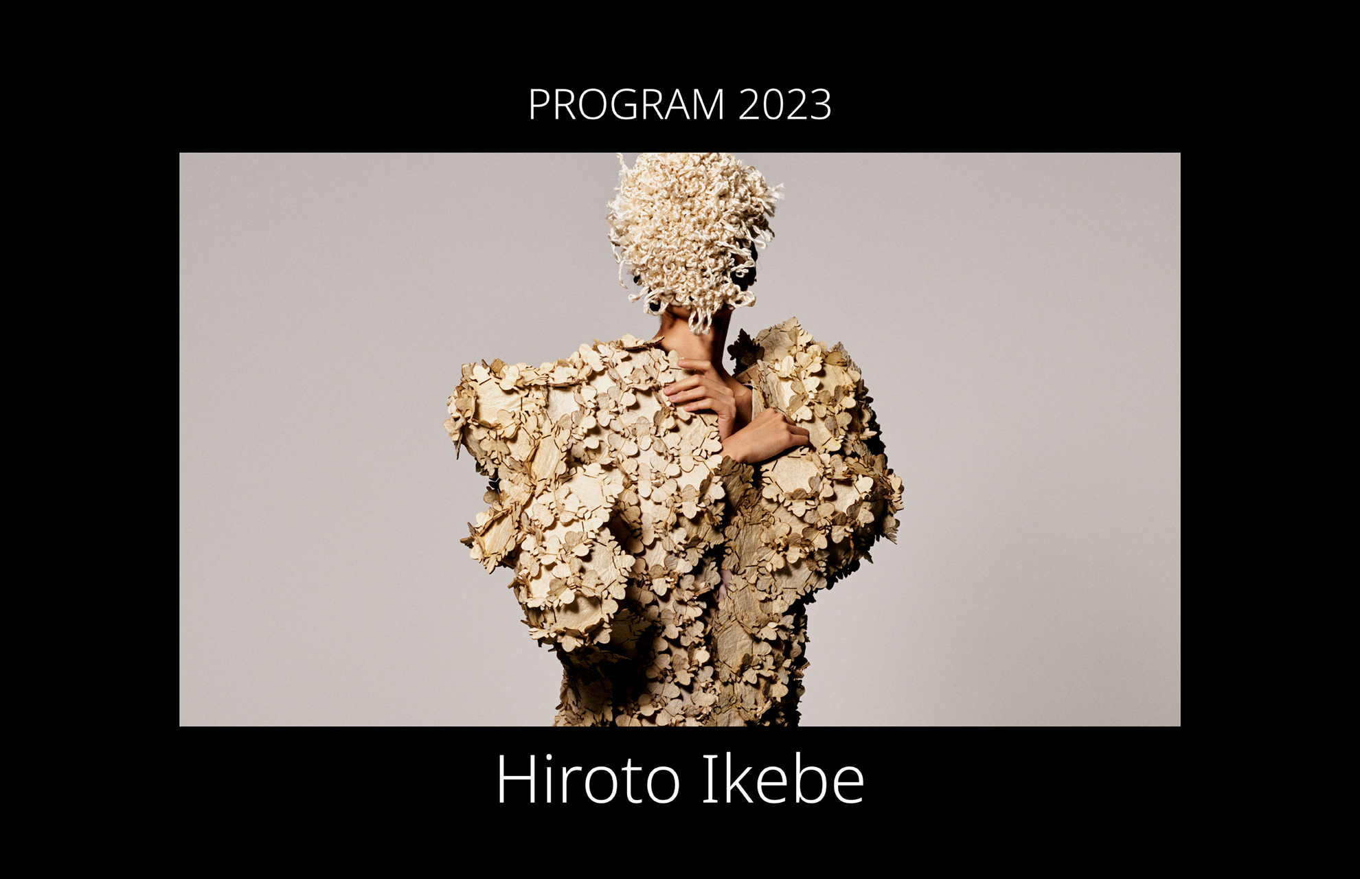 Hiroto Ikebe　MAYUGOMORI / Clothed in cocoon